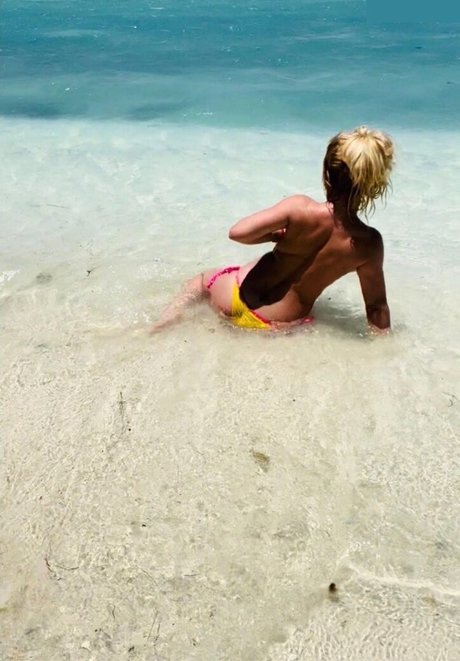 stripper onlyfans beautiful pics