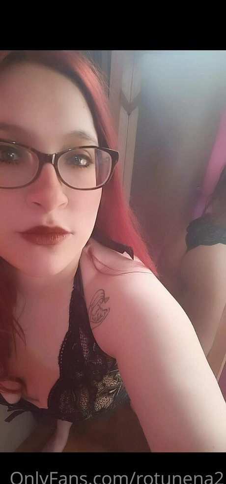 rotunena2 star pornographic pic