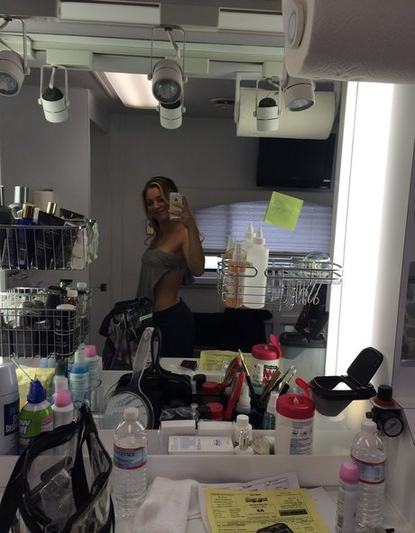 crossdresser onlyfans beautiful nude pics