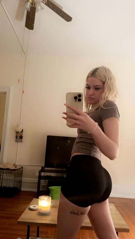 beach blowjob onlyfans naked pictures