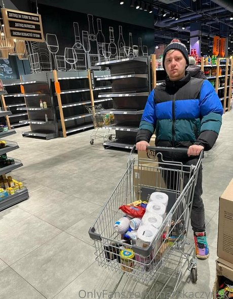 markkaczynski star top img