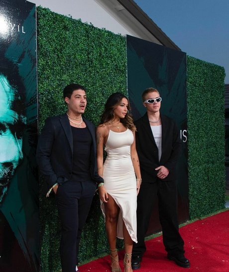 asian young onlyfans nice pictures