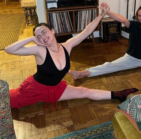 gloryhole wife onlyfans beautiful xxx photos