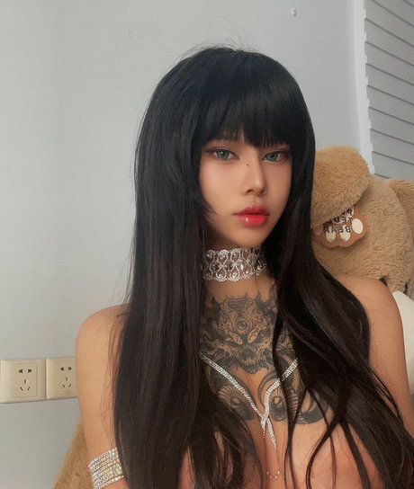 Deer white nice model pics