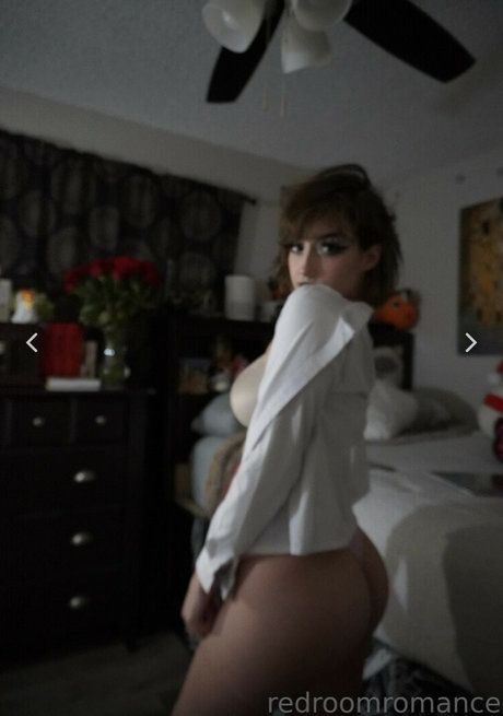 Redroomromance xxx actress pictures