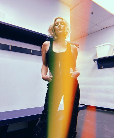 arab muscle onlyfans sexy naked photo