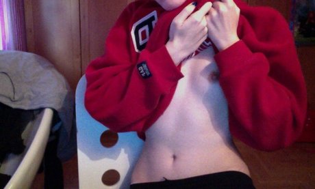 Aril s Chest model sexy pictures