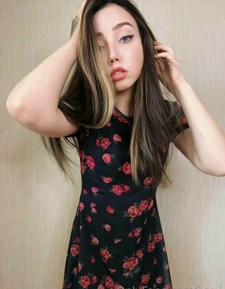 petite slut onlyfans nudes archive