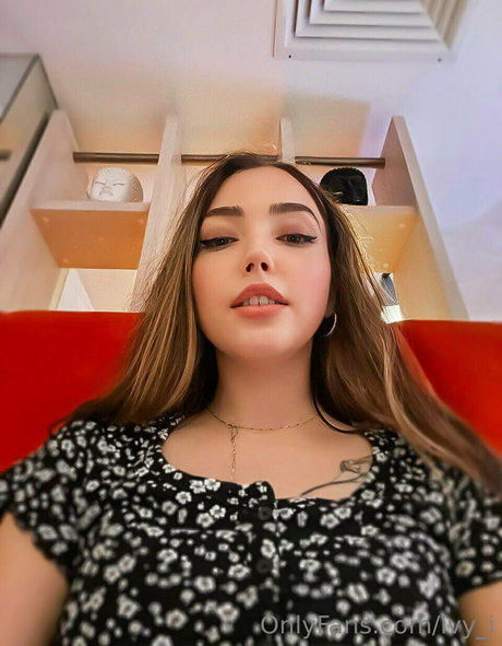 beauty teen onlyfans top picture