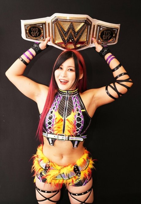 Iyo Sky star picture