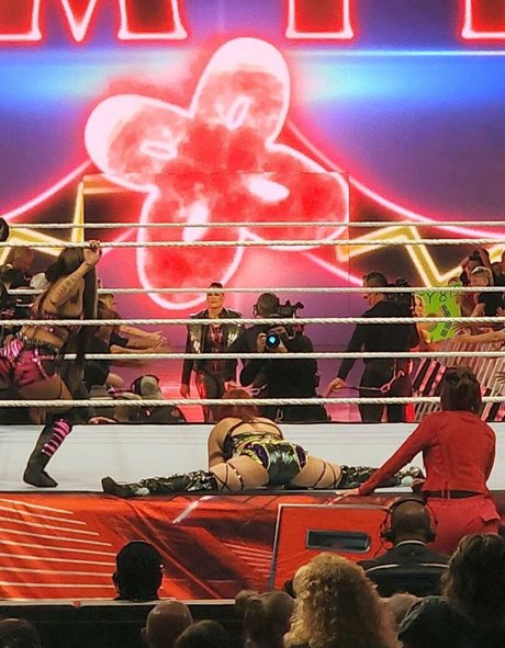 Iyo Sky star hot pictures