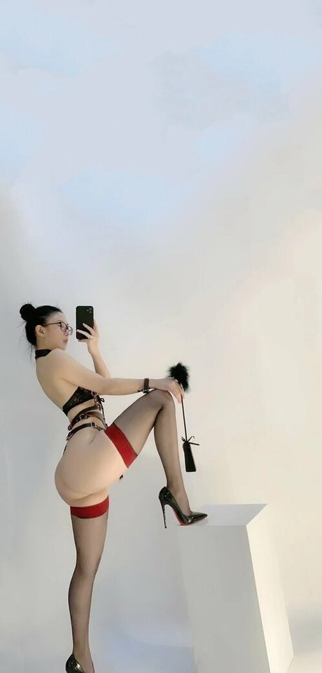 blonde famous onlyfans adult galleries