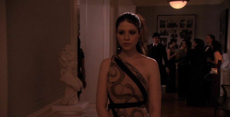 Michelle Trachtenberg model hd pic