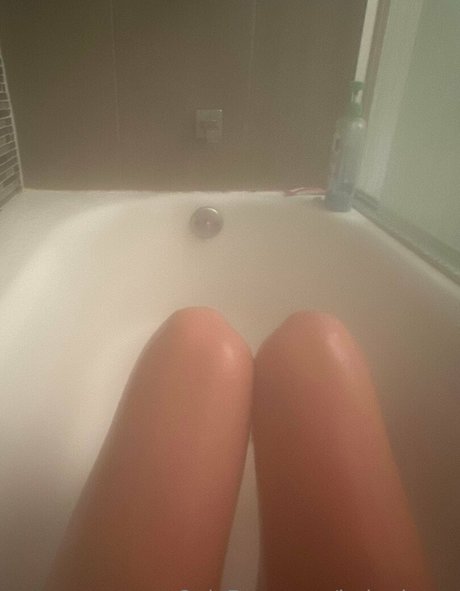 latina blowjob onlyfans hot nude picture