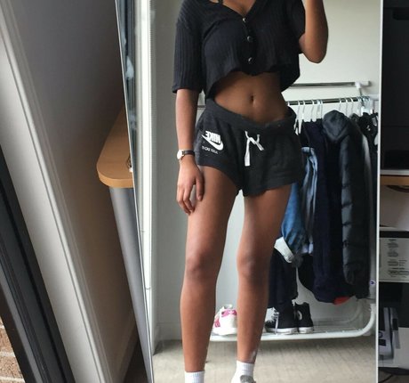 curvy latina onlyfans porn photos