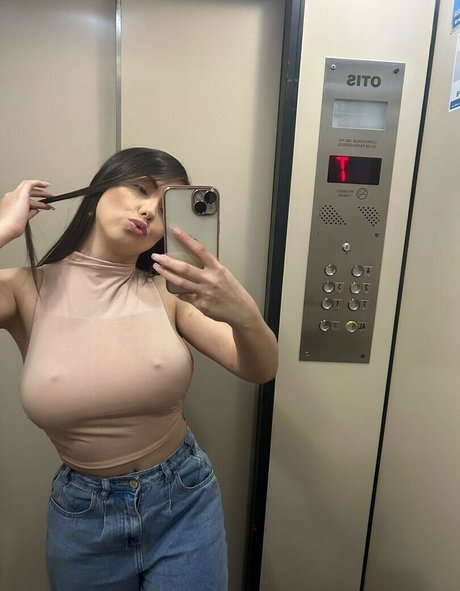 gangbang onlyfans beautiful photos