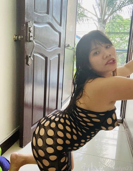 Filipina Mom xxx pornstar pics