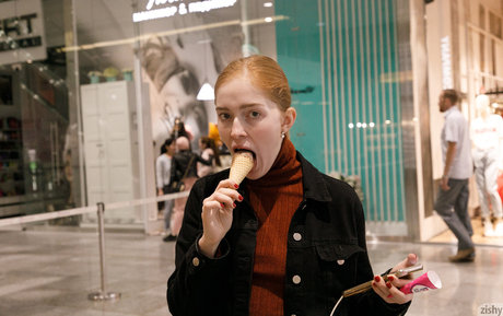 Zishy star hot pictures