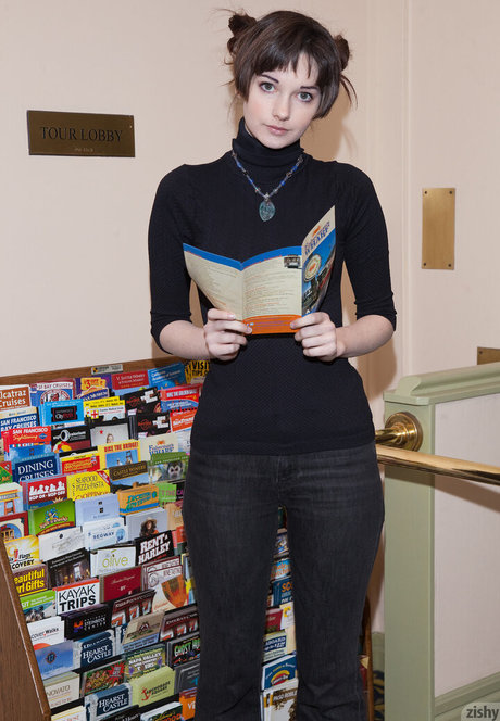 petite slut onlyfans nice pictures