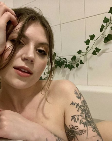 curvy solo onlyfans sex photos