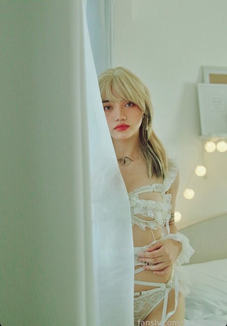 Sab Sangria Profile Pic