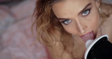 Gina Carla naked model picture