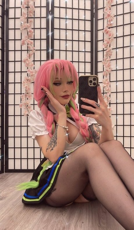 nerdy onlyfans adult pic