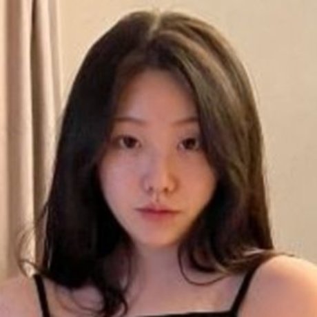 beautiful face onlyfans nudes photo