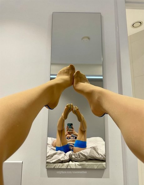 onesweetbee pornstar top photos