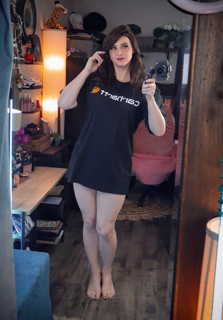 venezuela onlyfans art naked gallery