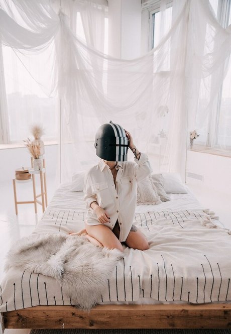 denlyasha model sex images