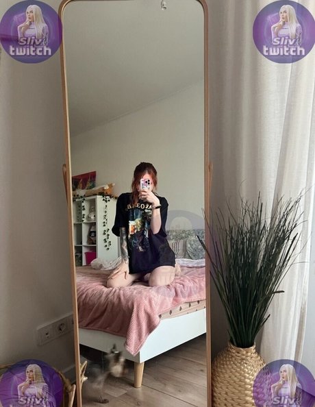 asian threesome onlyfans beautiful nude pictures