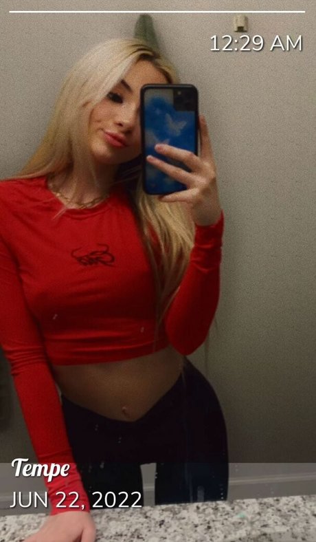 Milanmirabellaa model erotic gallery