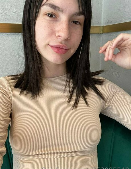 shemale outdoor onlyfans naked images