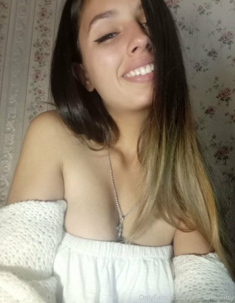 cute kate kitty exclusive model pics