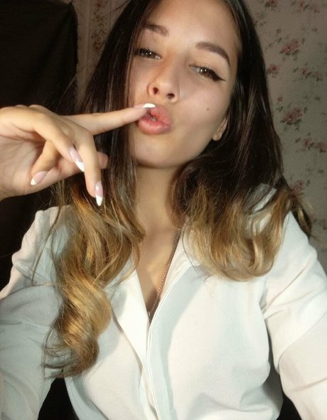 blonde natural onlyfans sex pictures