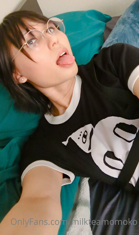 milkteamomoko Best Profile Photo