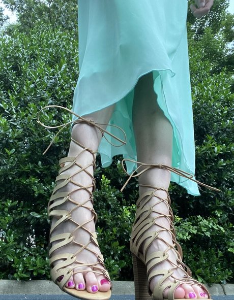 blissfulellie top model archive