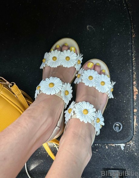 blissfulellie beautiful model archive