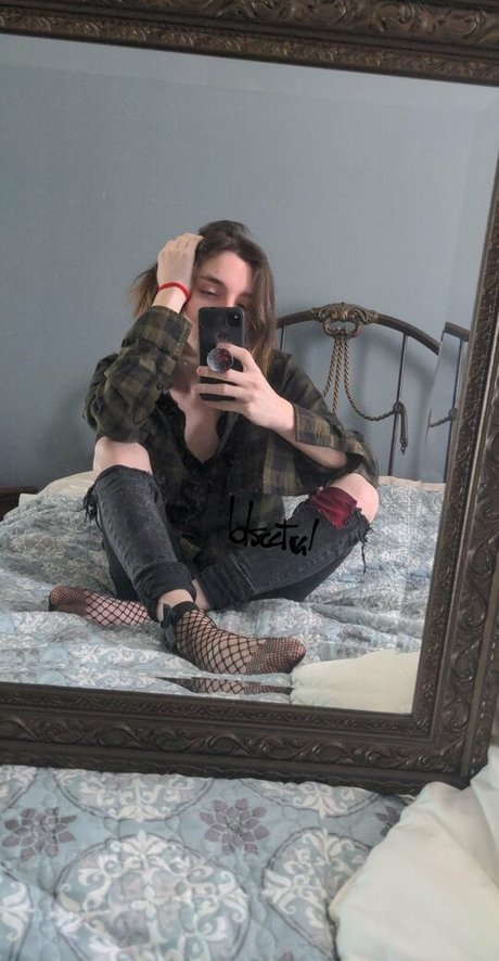 Bisectual model erotic pic