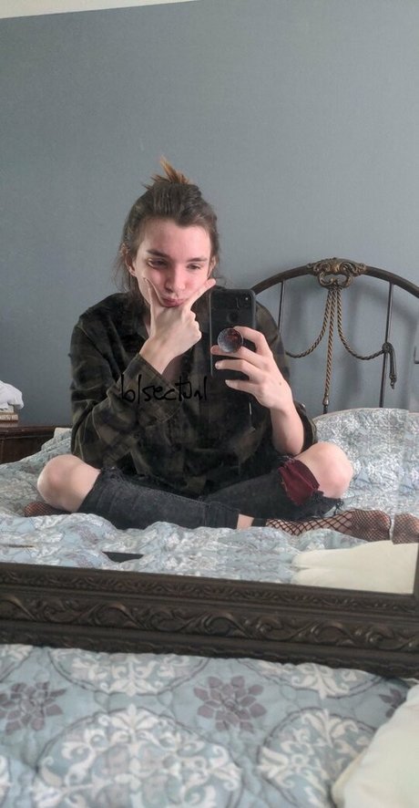 Bisectual star sex pic