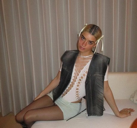 Dixie D Amelio erotic actress pics