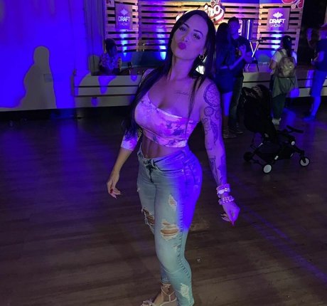 feet slave onlyfans nude images