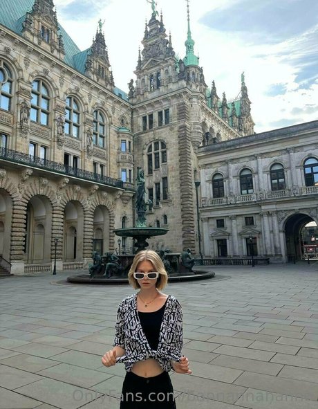 goth thick onlyfans art naked img