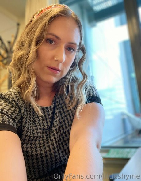 littleshyme pornstar nude photo