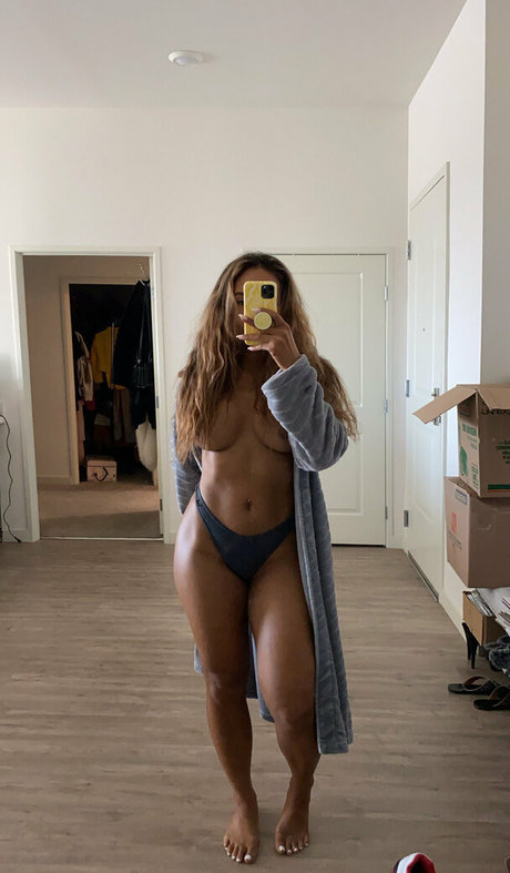 ginavhuynh sex model gallery