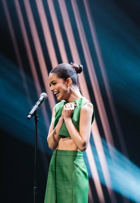 shemale outdoor onlyfans sexy pictures