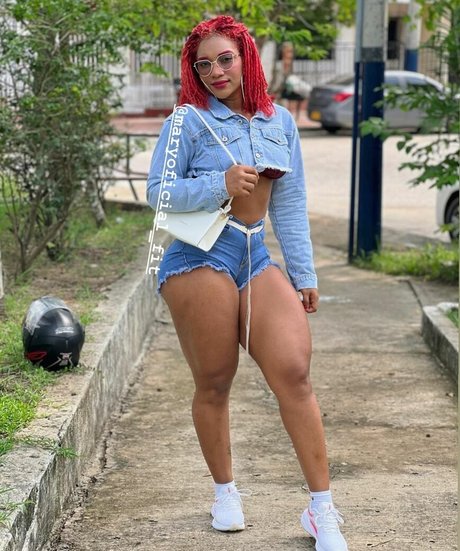 maryoficial fit model best picture