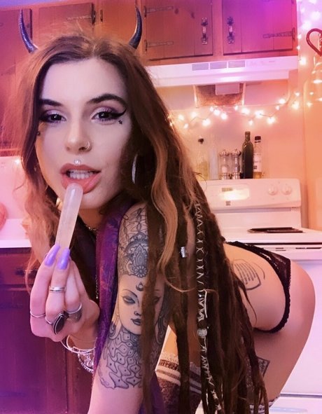 mimi f0xxx free top model pic