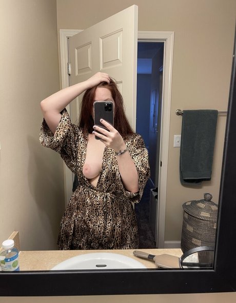 mirror onlyfans hot nude img